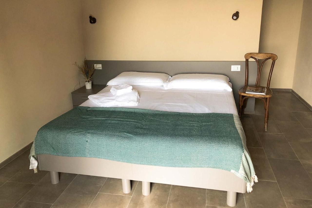 Agriturismo Cascina Cornelli Сасселло Экстерьер фото