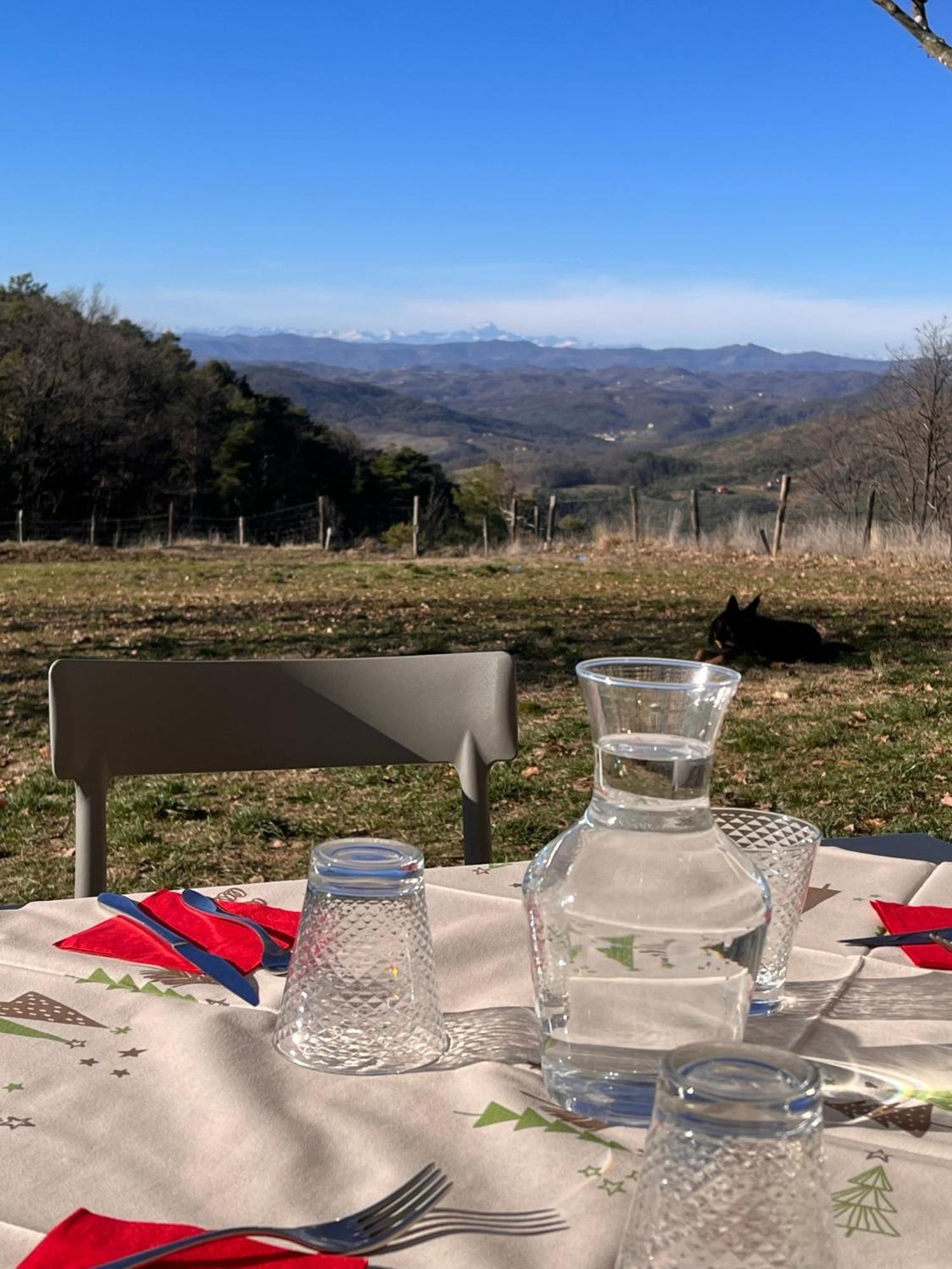 Agriturismo Cascina Cornelli Сасселло Экстерьер фото